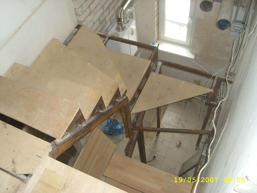 Монтаж лестницы под заказ в Самаре фото 1