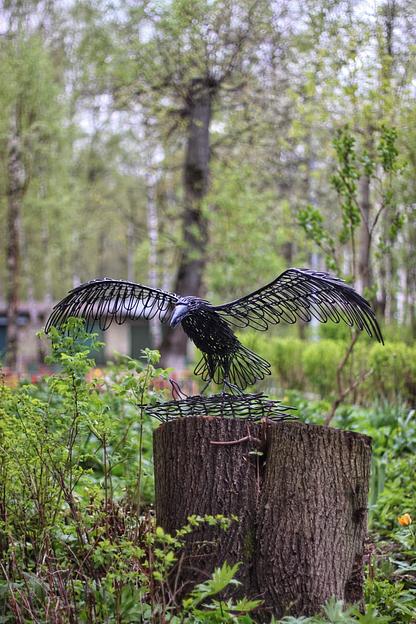 Скульптура из проволоки «Ворон» фото 5