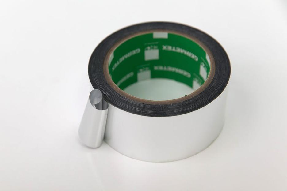 Клейкая лента фольгированная алюминиевая 25мх50мм 50мкм Germetex Acrylic Standard Foil фото 1