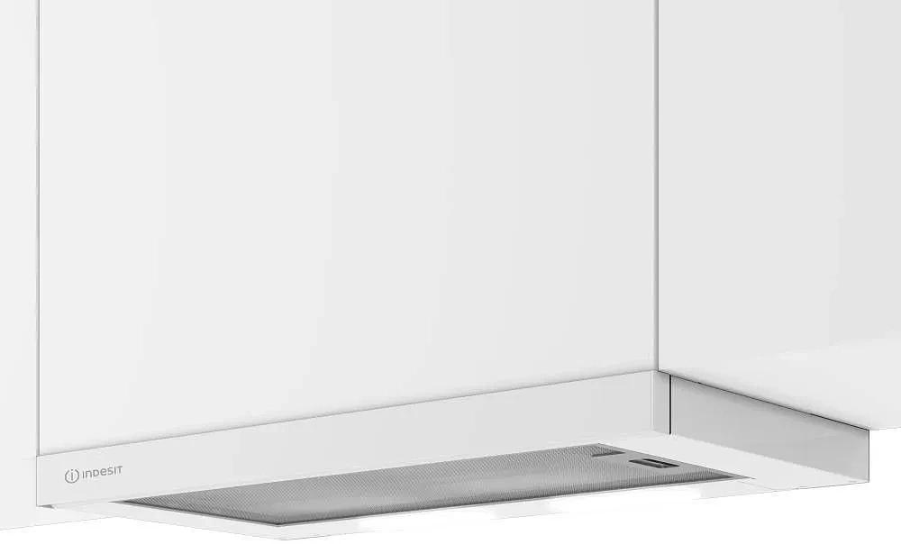 Вытяжка встраиваемая Indesit INT 62HR WH белый управление: механическое (1 мотор) фото 3