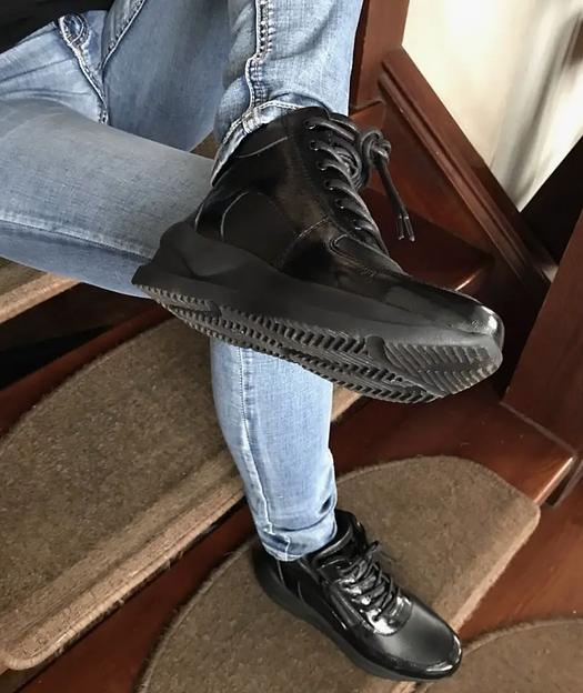 Кроссовки кожаные BuzShoes черные лакированные вставки ОПТ фото 5