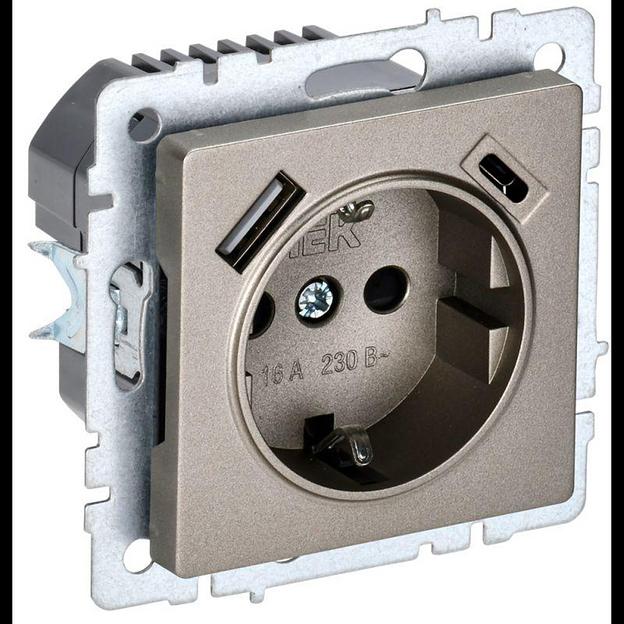 Розетка BRITE РЮш11-1-БрШ 16А с USB A+C 18Вт с заземл. защ. шторки шампань IEK BR-R14-16-U22-018-K37 фото 1