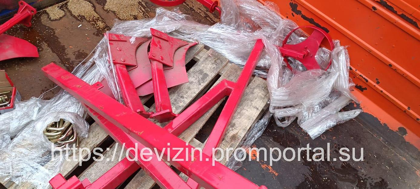 Плуг трехкорпусный 1l-320 фото 3