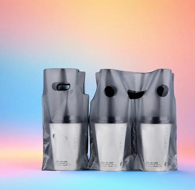 Держатель полиэтиленовый одинарный для стакана, бутылки, шаурмы, выпечки фото 1