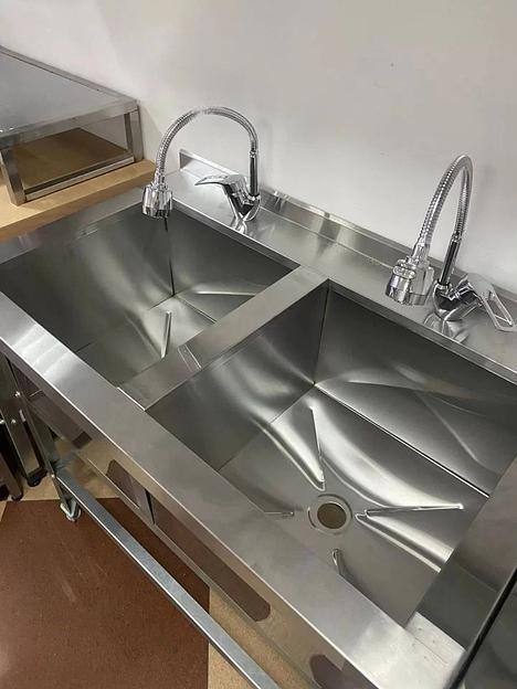 Двойная мойка из нержавеющей стали фото 2