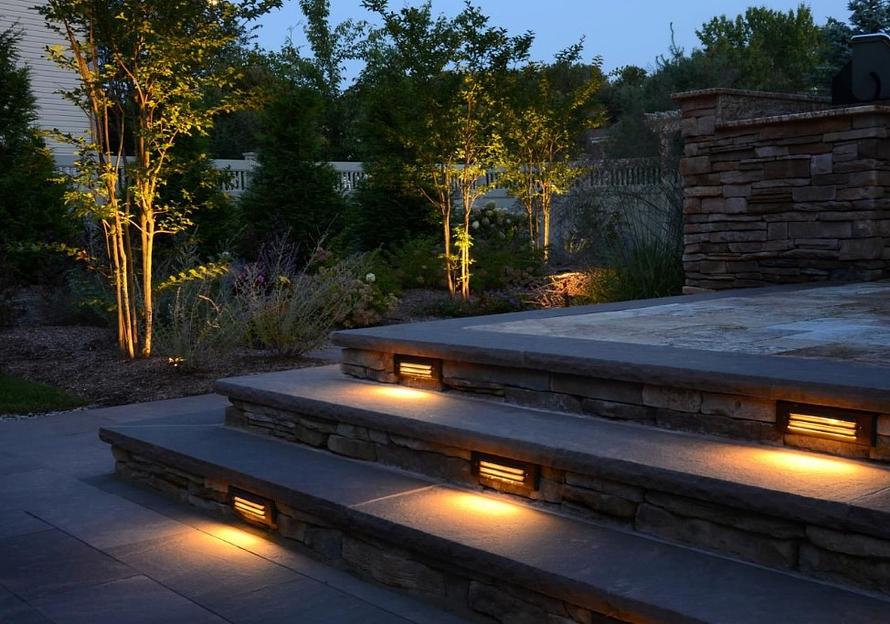 Ландшафтное освещение от компании «GreenJusan» в г. Алматы фото 1