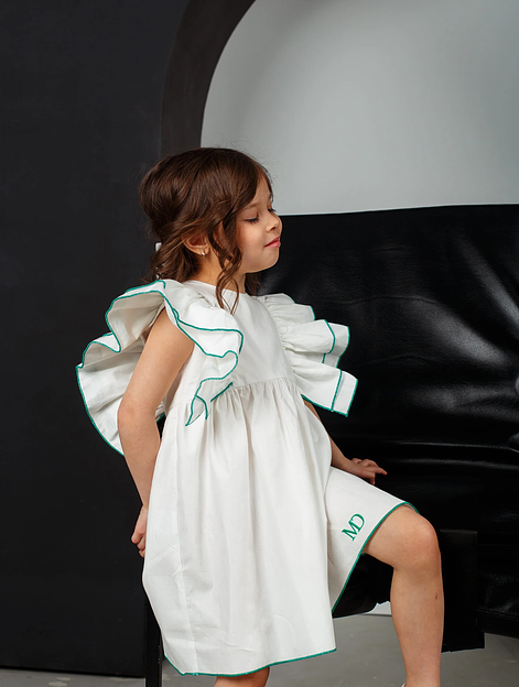 Платье MINI DI «Кенди» белый однотон с зелёной строчкой, сатин, арт.420 ОПТ фото 1