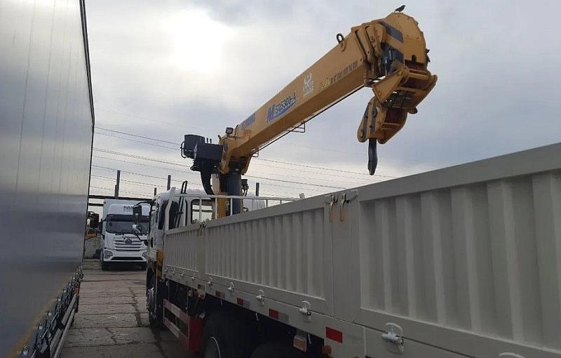 Бортовые камазы с КМУ FAW JK6 CA1250 фото 4