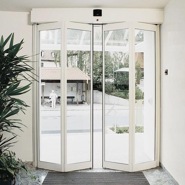 Dorma FFT складывающаяся дверь ОПТ фото 1