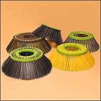 Щетки лотковые фото 1