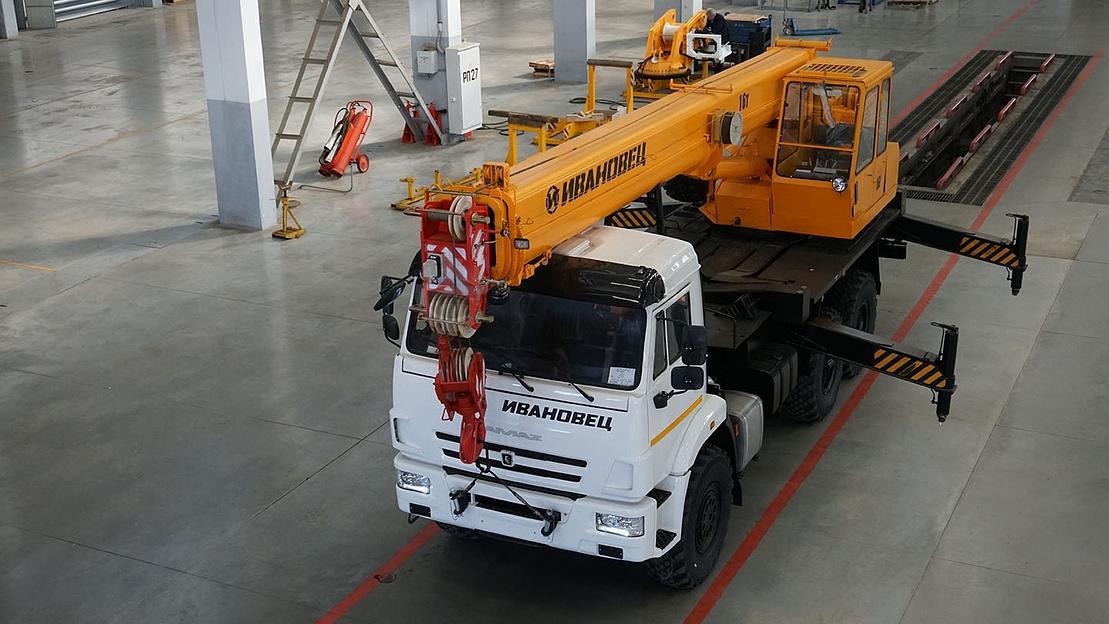 Автомобильный кран КС-35714К-2 Ивановец фото 2