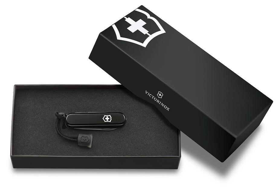 Нож перочинный Victorinox Signature Lite Onyx Black (0.6226.31P) 58мм 8функций черный подар.коробка фото 5