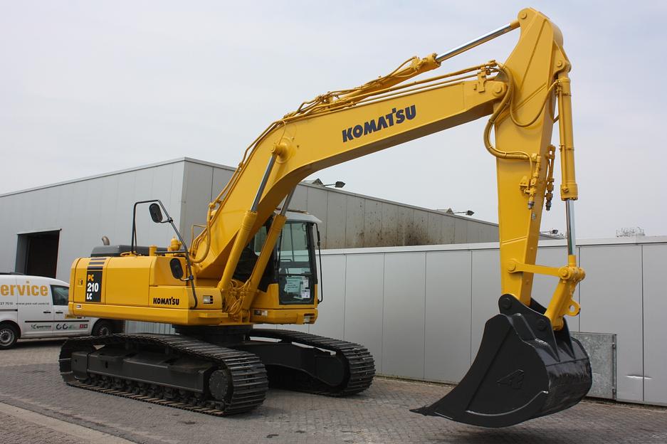 Услуги и аренда гусеничного экскаватора в Краснодаре фото 3