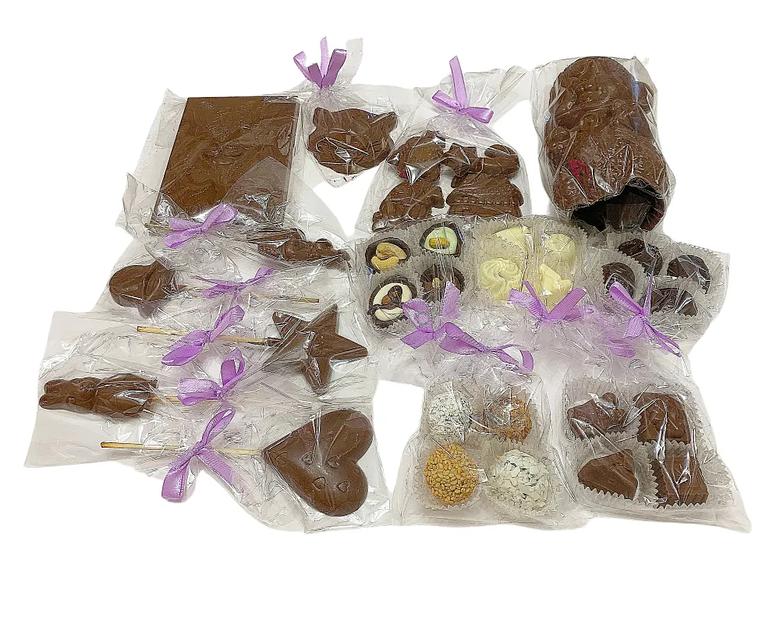 Коробка шоколада ручной работы Fradе́ «Сундук» 1330 г фото 4