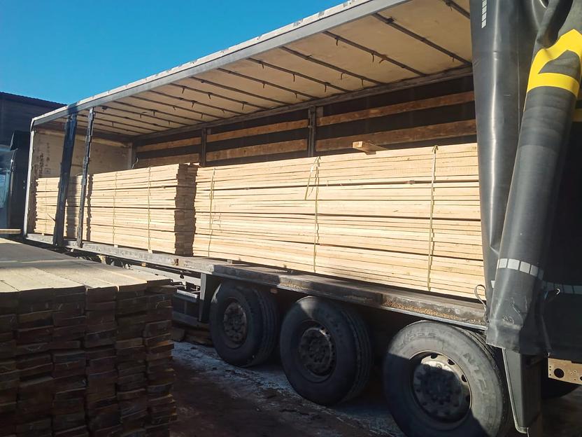 Пиломатериал из ангарской лиственницы сухой 1-4 сорт 50 х 150 х 3000/4000/6000 мм фото 2