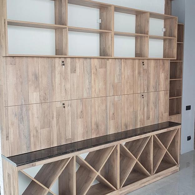 Изготовление мебели для отдела разливных напитков на заказ фото 1