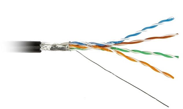 Кабель информационный Hyperline FUTP4R-C5E-S24-OUT-PE-BK-500 кат.5E FTP 4 пары 24AWG PE внешний 500м черный фото 1