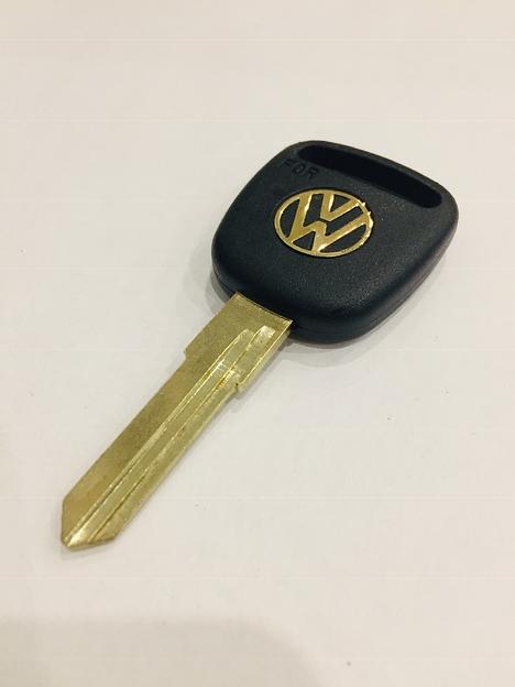 Заготовка автомобильного ключа без чипа С-080 фото 1