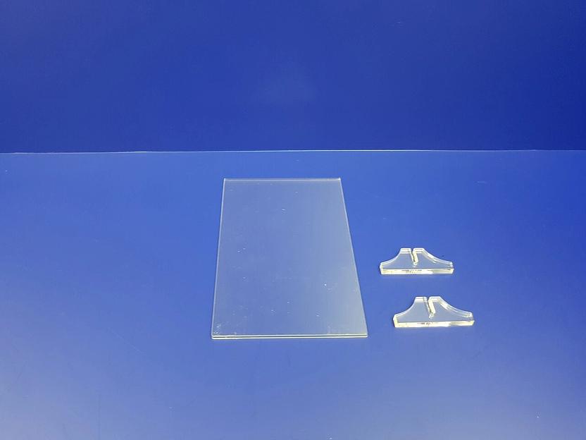 Акриловая подставка под меню формат а5 вертикальная на ножках. фото 4