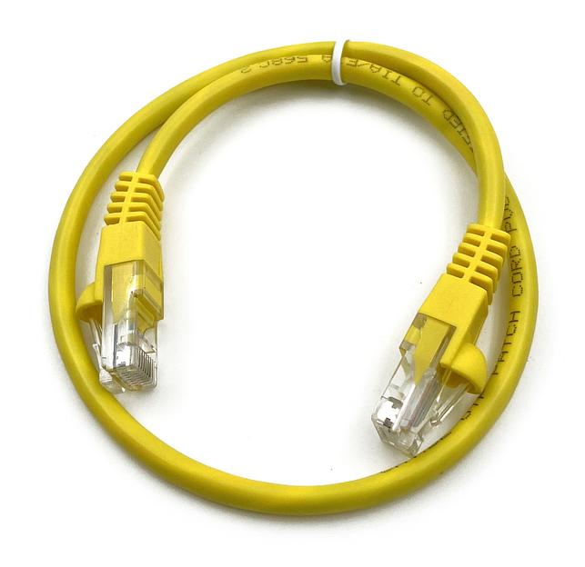Патч-корд Buro UTP 4 пары cat5E CCA molded 0.5м желтый RJ-45 (m)-RJ-45 (m) фото 1