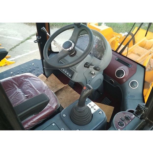 Фронтальный погрузчик «Lonking LG833N» фото 5