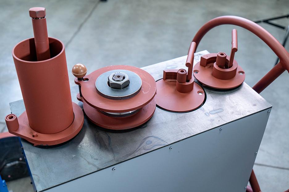 Кузнечный станок «ПРОФИ-2Р» - с механическим (ручным) приводом через редуктор предназначены для «холодной и горячей» ковки фото 6