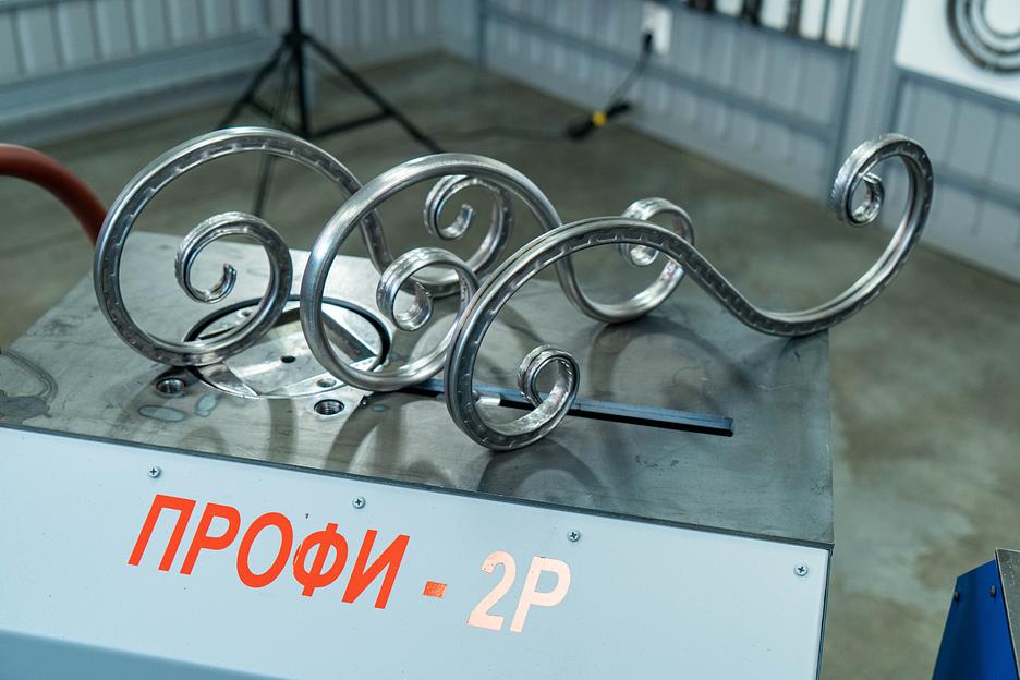 Кузнечный станок «ПРОФИ-2Р» - с механическим (ручным) приводом через редуктор предназначены для «холодной и горячей» ковки фото 7