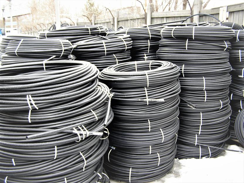 Труба ПНД 40x3.0 мм техническая фото 1