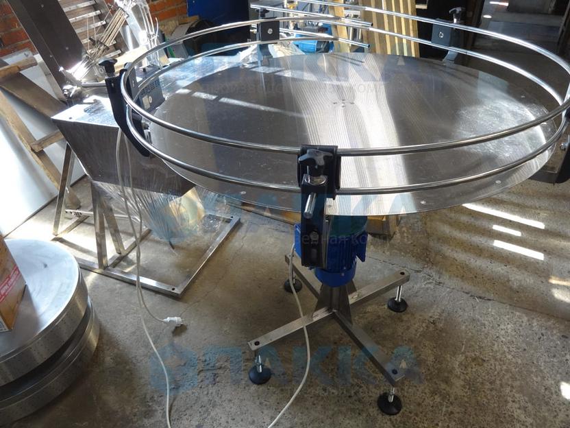 Конвейеры для бутылок накопительный стол фото 1