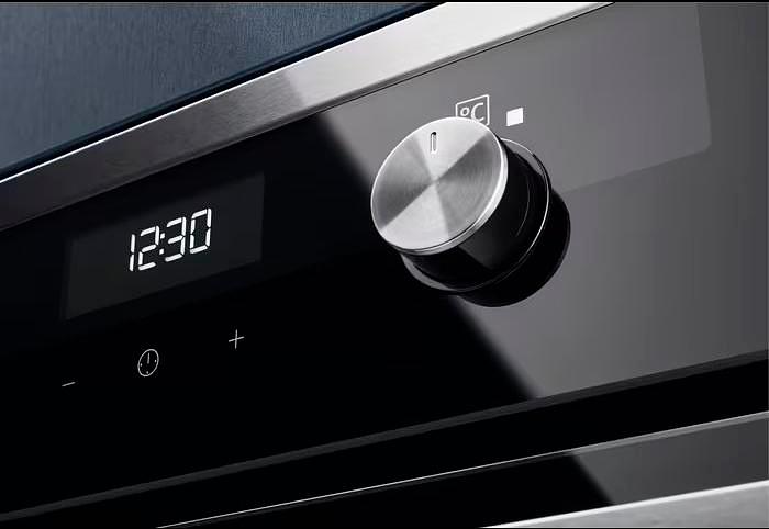 Духовой шкаф Электрический Electrolux KODEH70X черный фото 3