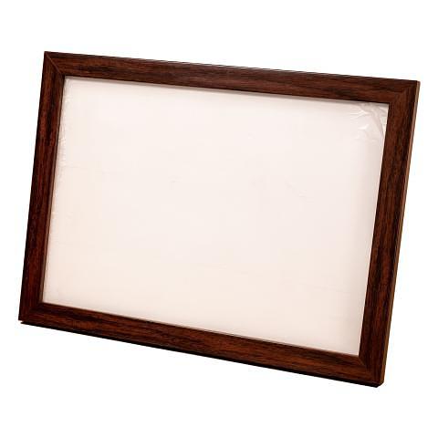 Рамка пластиковая А4, с подставкой, под темное дерево фото 1