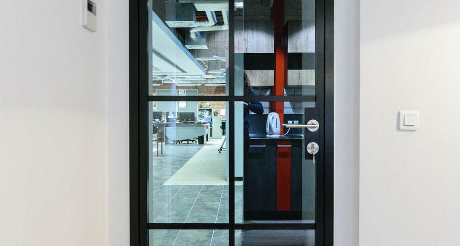 Двери NAYADA-Quadro под заказ фото 5