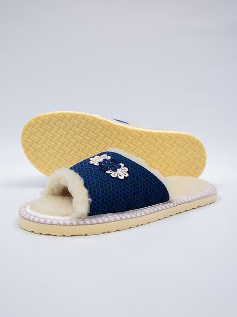 Тапочки женские домашние открытые с плетеным кружевом в виде цветов сбоку Anna опт фото 5