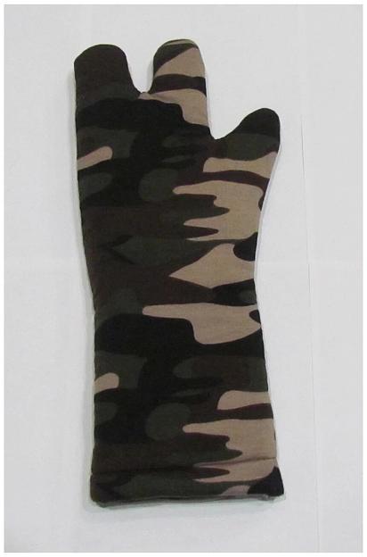 Перчатка для игры с котами защита рук от царапин и укусов зеленая фото 3