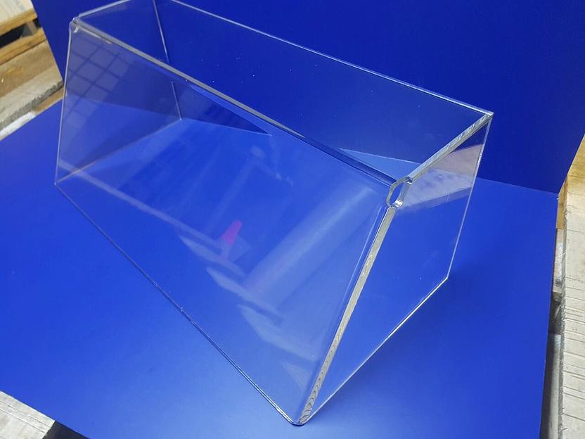 Витрина из оргстекла на стол. фото 2