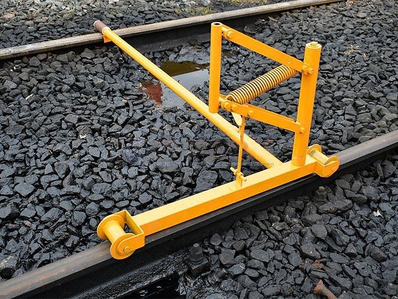 Установка гайковертная путевая с бензиновым двигателем «Богатырь КШГТ-42» фото 1