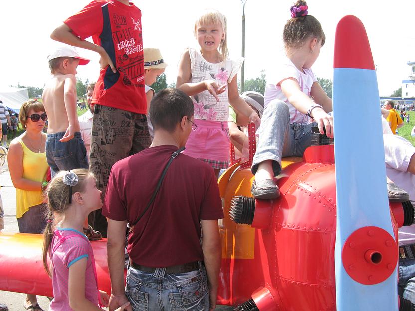 Игровой комплекс для детей и молодежи копия самолета УТ-2 и другие. фото 9