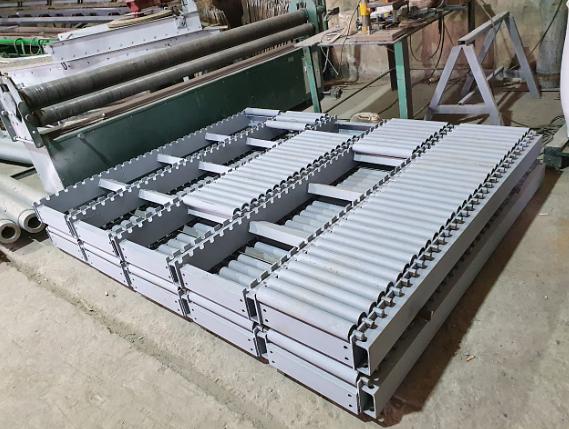 Неприводной напольный рольганг для перемещения тяжелых грузов фото 1