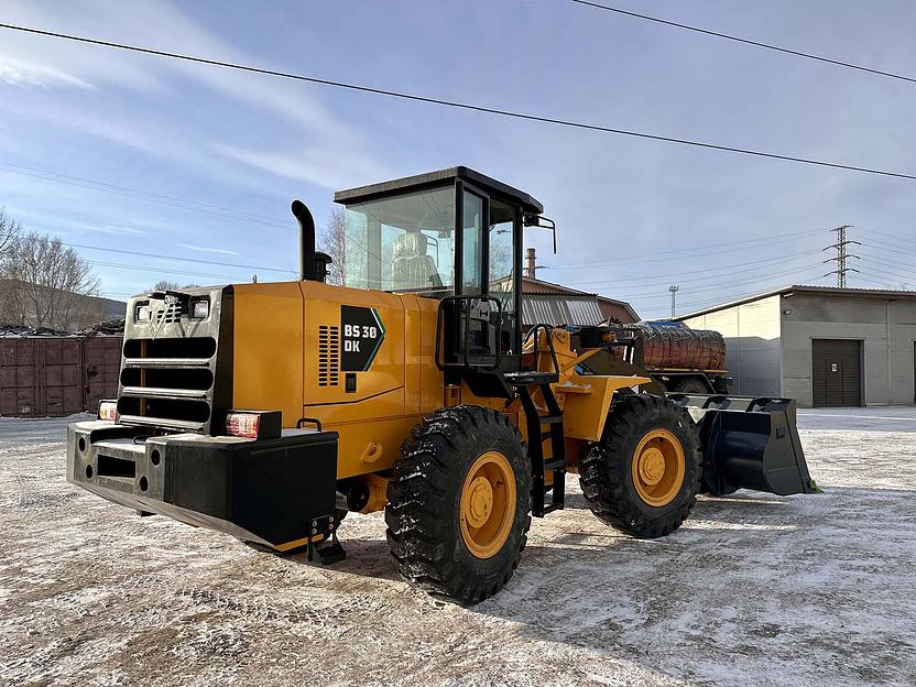 Фронтальный погрузчик BS30DK фото 3