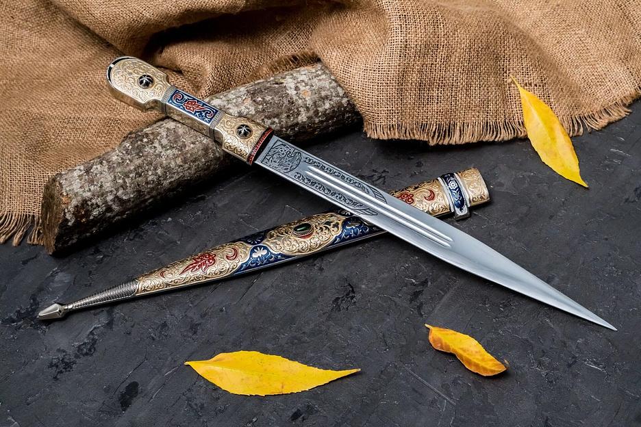 Кинжал сувенирный со вставкой из мельхиора, эмаль арт.К-04 ОПТ фото 4