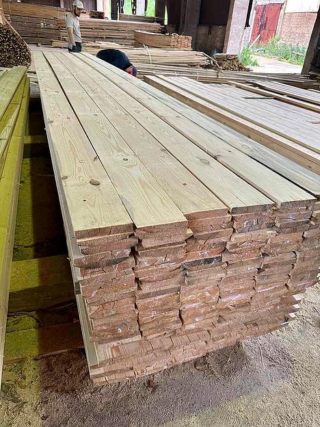 Доска обрезная 50×200×6000 мм (сорт 1), естественной влажности, сосна фото 1