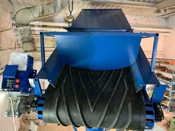 Консольно поворотный желобчатый конвейер для песка фото 3