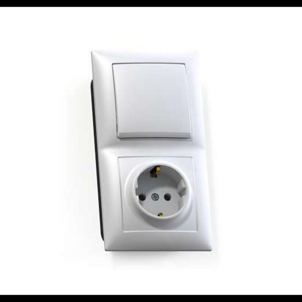 Блок СП БКВР-411 Селена (1-кл. выкл. + розетка с заземл.) бел. Кунцево 8207 фото 1