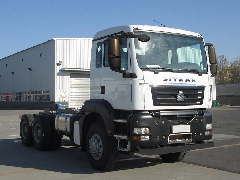 Седельный тягач Sitrak C7H 6×2 фото 2