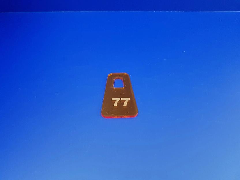 Номерок гардеробный с гравировкой фото 9