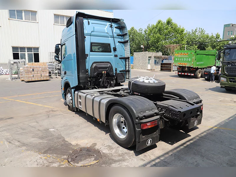 Тягач Shacman Х6000 4×2 фото 2