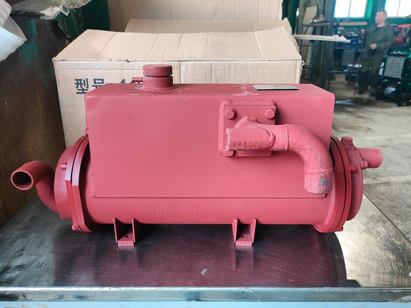 Теплообменник для морского двигателя R6105 фото 1