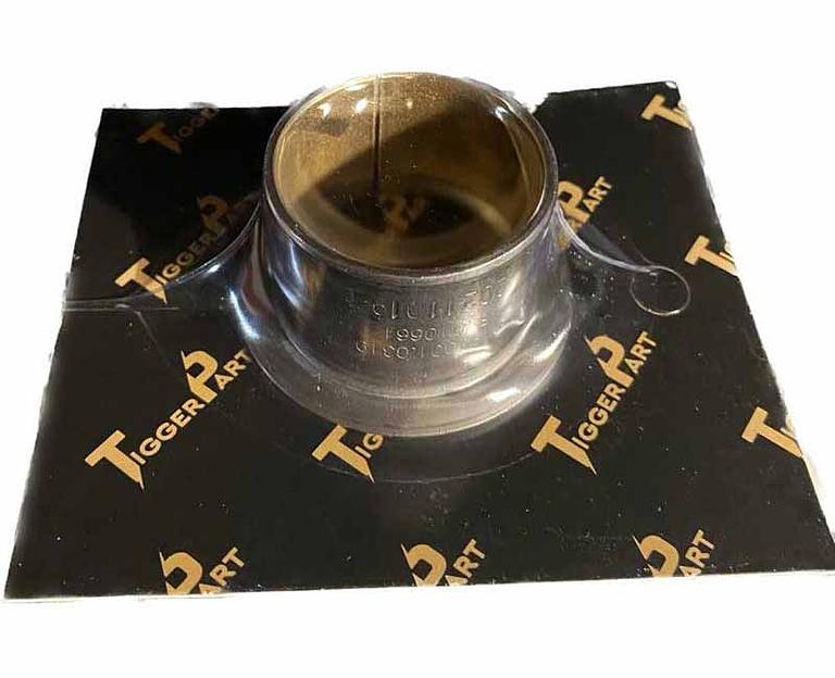 Втулка рычага (маятника) рулевого 8х4 F3000 81.93001.0319 TiggerPart фото 1