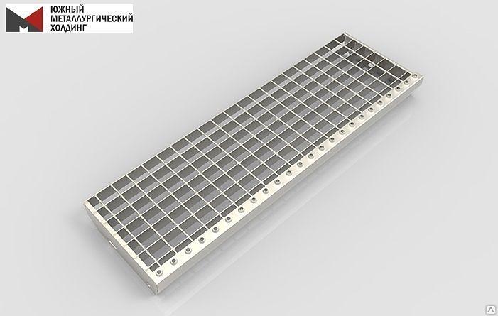 Ступени СР800 из решетчатого оцинкованного настила фото 1