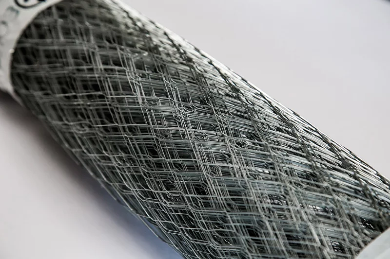 Сетка ЦПВС, чёрная, цинковая, 20х10 мм, в рулонах ОПТ фото 1